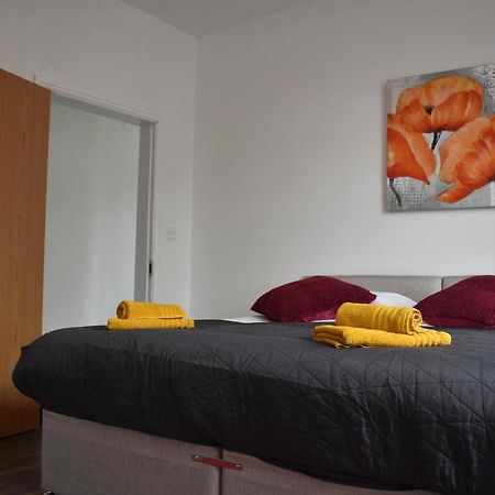 Celyn Room Денби Экстерьер фото